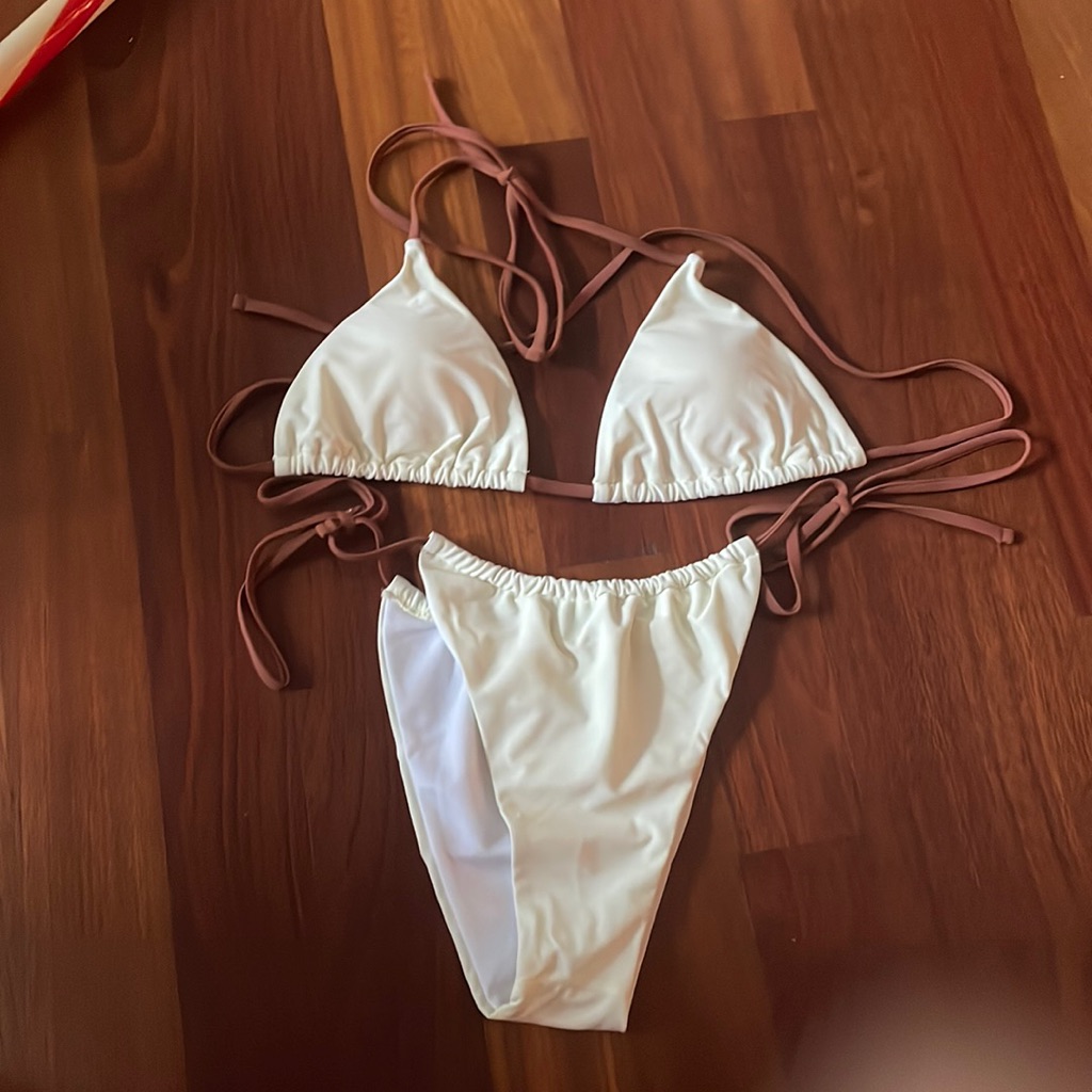 Colorblock String Bikini
